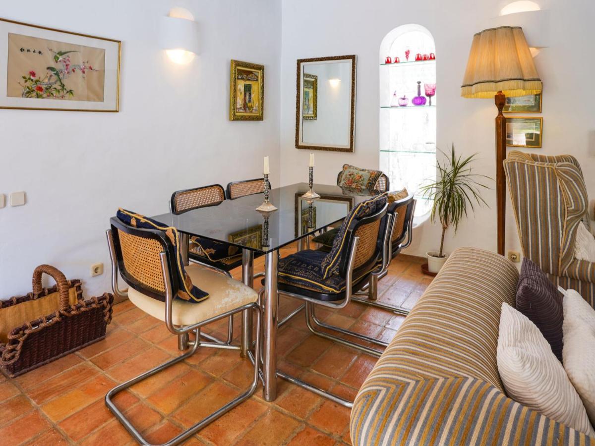 Roofed Villa In Albufeira With Private Swimming Pool Olhos de Agua  Exteriör bild