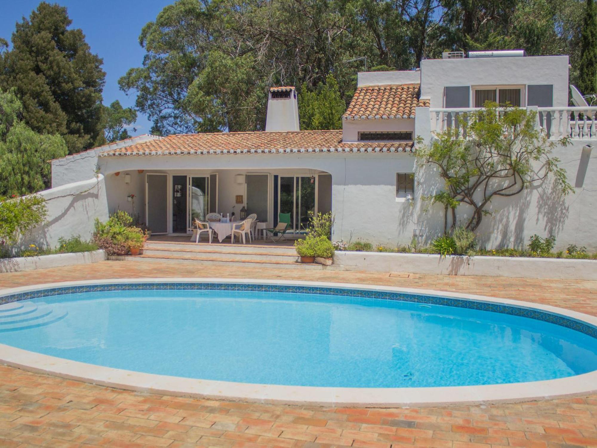 Roofed Villa In Albufeira With Private Swimming Pool Olhos de Agua  Exteriör bild